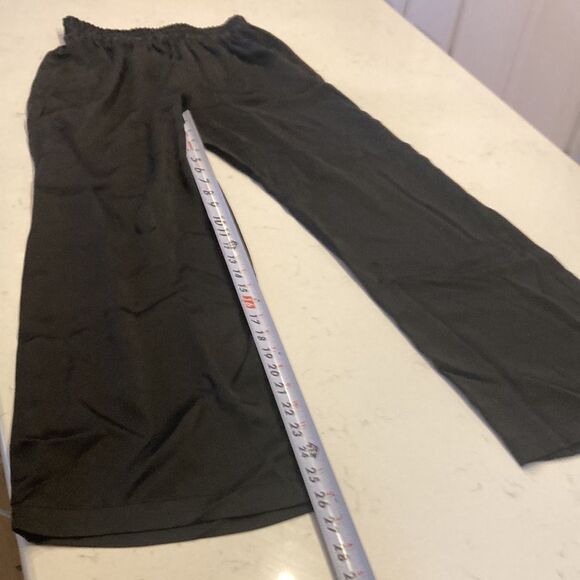 Reformation 100% Silk Wide Leg Black Smocked Waist Pull On Flowy Pant - Picture 5 of 7